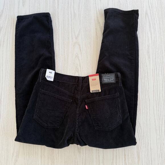 Levi’s Men’s 30x30 Black Corduroy Ankle Pants - Picture 4 of 6